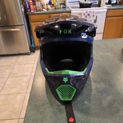 Fox Racing V1 Taunt Helmet - Size Large - like new