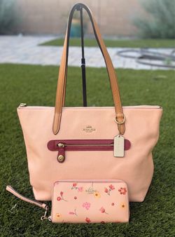 Coach Taylor Tote (like new) with Lg Wallet (GUC)/Set Coach