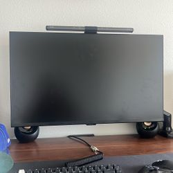 Samsung g50d. 32 inch, 1440p, 180hz