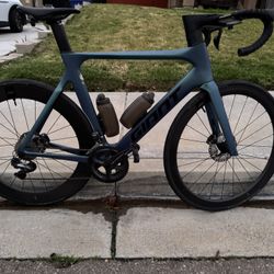 2021 Giant Propel Advanced Pro 0 Disc – Aero Carbon Road Bike