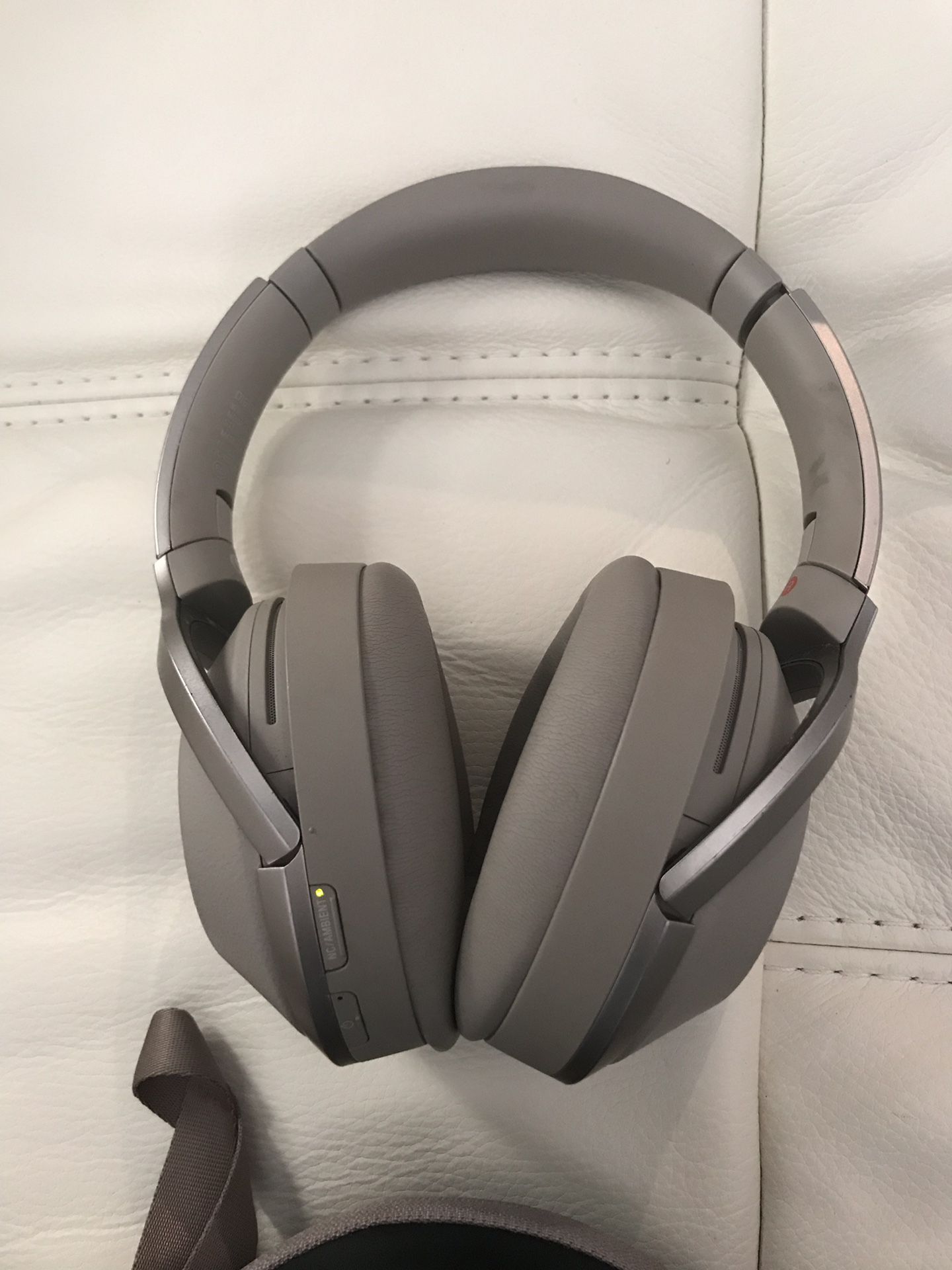 Sony wireless noise cancellation WH-1000xm2