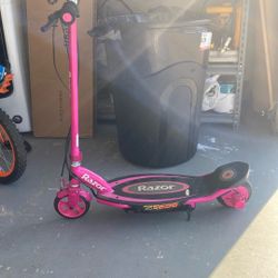 Electric Razor 