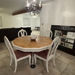 Solid Oak Round Table 