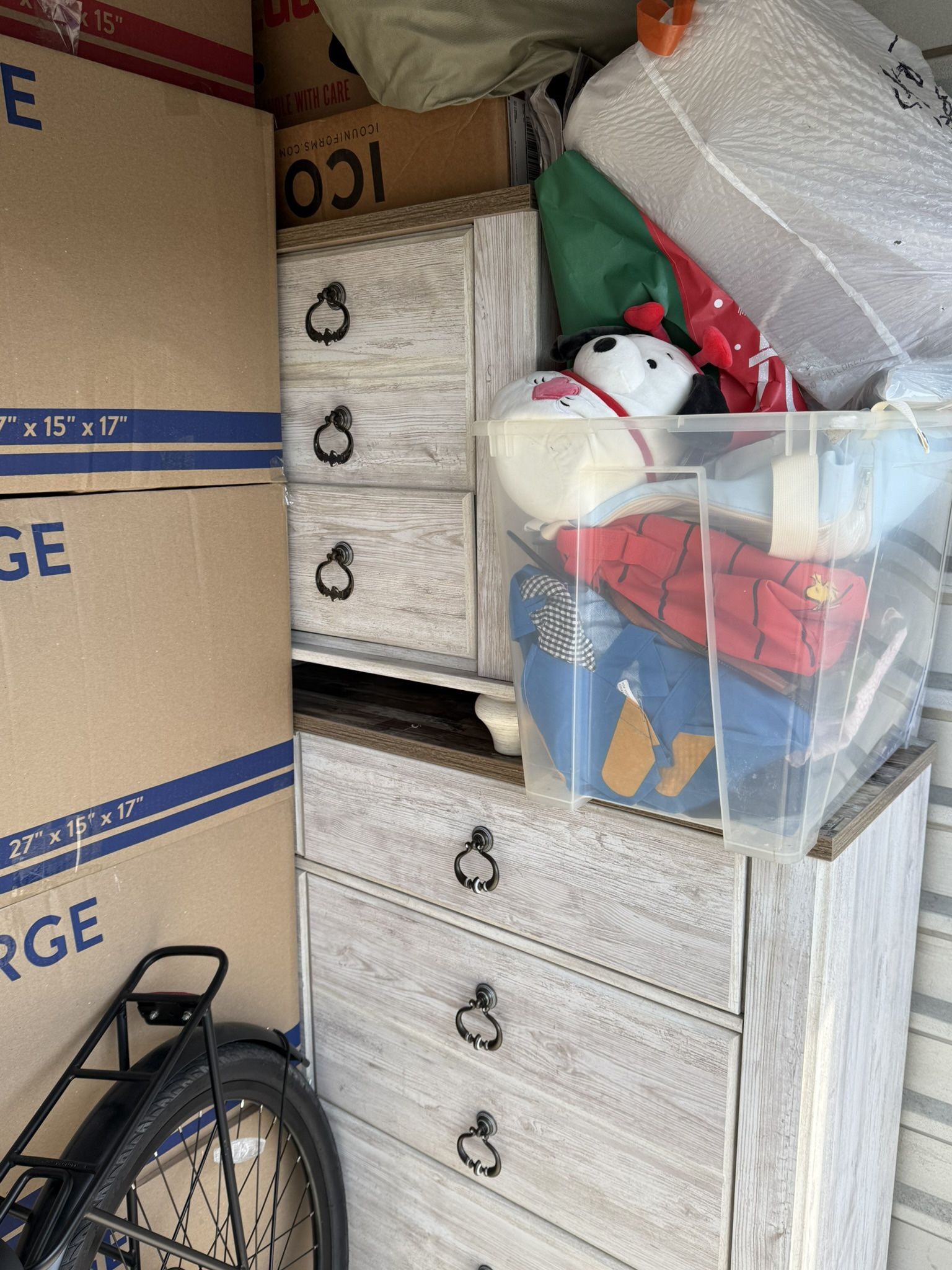 Storage Unit