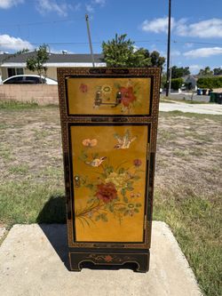 Vintage Oriental Black & Gold Hand Painted Floral Bird Cabinet – Chinoiserie