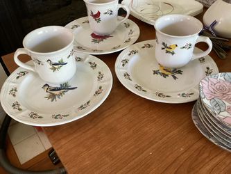 Holiday Ceramic Cups And Dishes For Bird Lovers