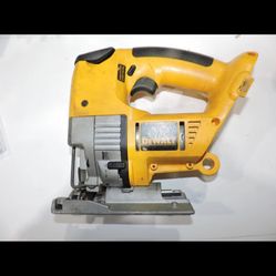 Dewalt 18 Volt jigsaw DW933 variable speed works good