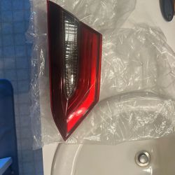Right And Left Tail Backup Light Toyota Camry 21