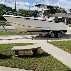 95 MAKO Center Console 