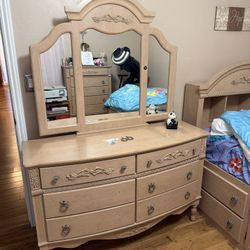 Children’s Bedroom Set