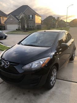 Mazda 2 sport 2011