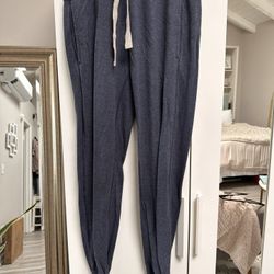 Lululemon Joggers 