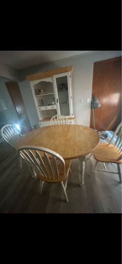 table and light up hutch