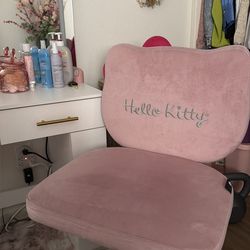 Hello Kitty Chair brand Impressions
