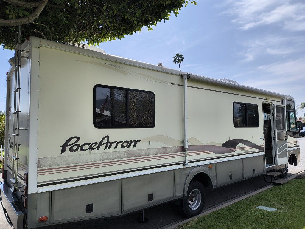 RV Fleetwood PaceArrow 1997 32ft