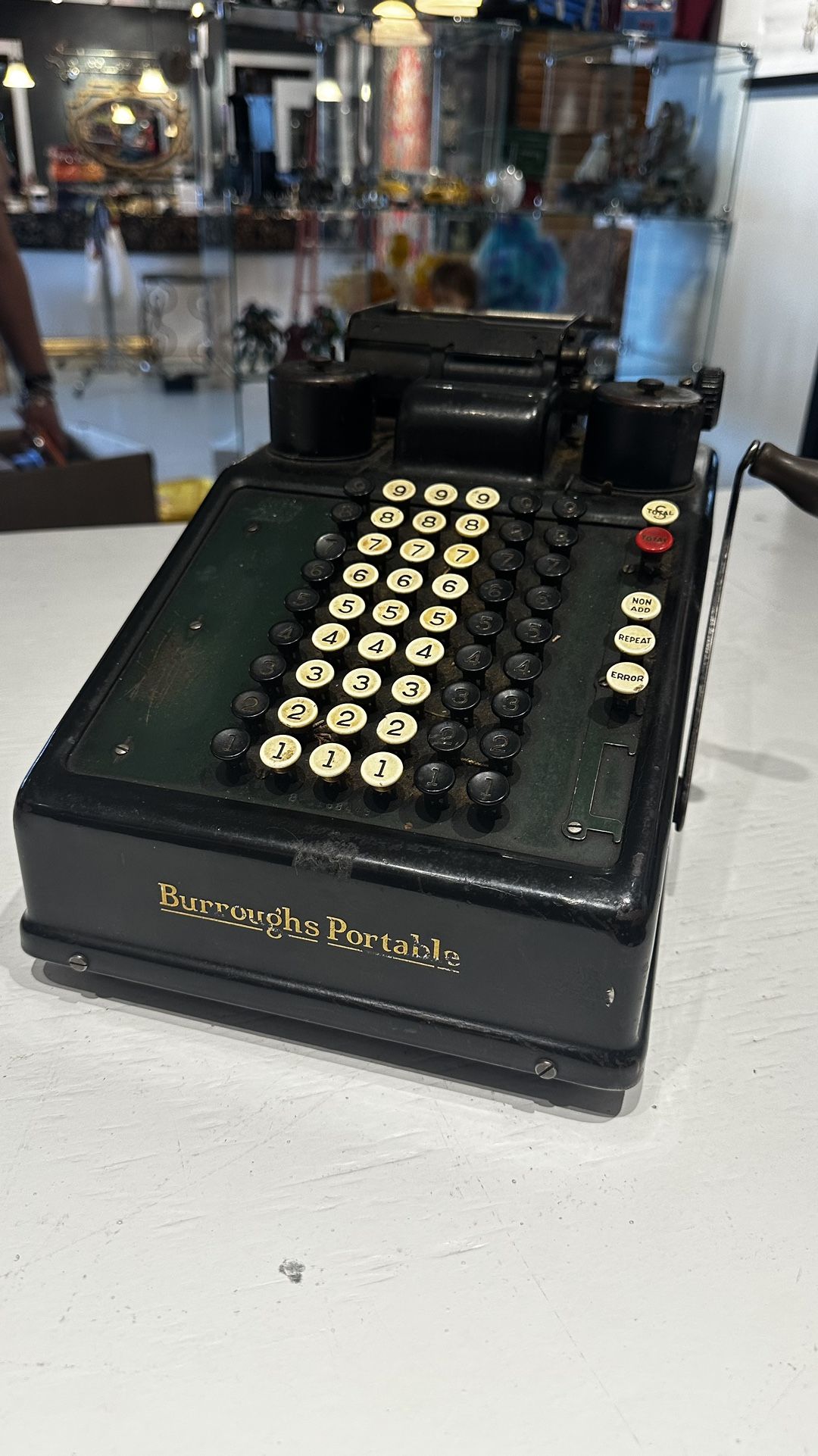 VINTAGE! Burrough's Portable Adding Machine Calculator - C. 1(contact info removed)s
