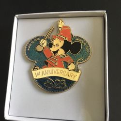 Disney Pin