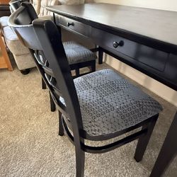 Black Table / Work Desk And Matching  Chairs 
