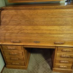 To Top Secretary Desk