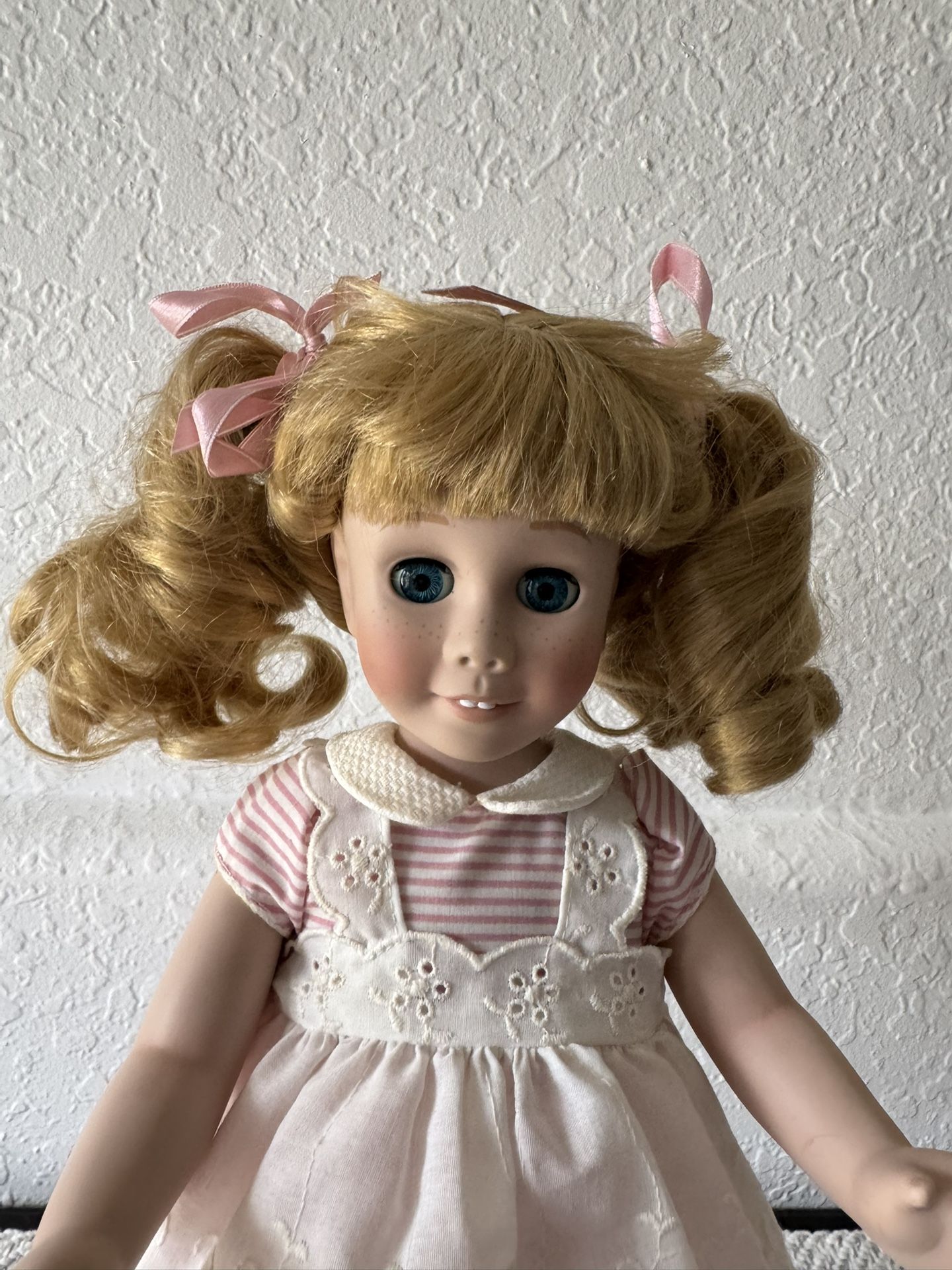 2001 Danbury Mint 18" CHATTY CATHY Reproduction Porcelain Collector Doll 