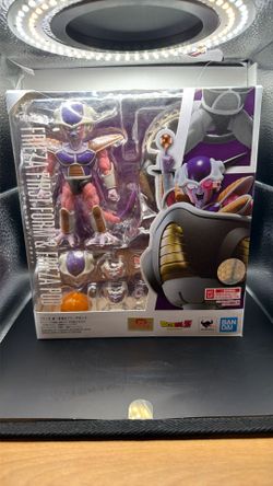 S.H.Figuarts Frieza First Form And Frieza Pod Dragon Ball Z
