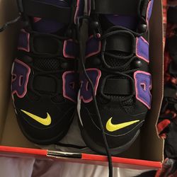 Men Size 9 Nike Uptempo ‘96