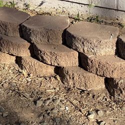 Retainer/Paver Blocks