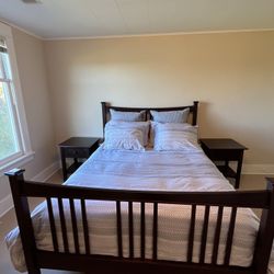 Matching Bedroom Furniture Set (Queen Size Bedframe, Bed Side Tables, Dressers)