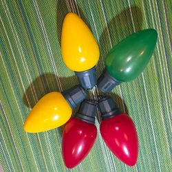 13" Hanging Christmas Light Bulb