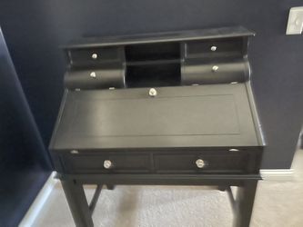 Desk Black Excellent Condition 