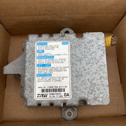 2012 Acura TL Air Bag Module - Front Center Console 