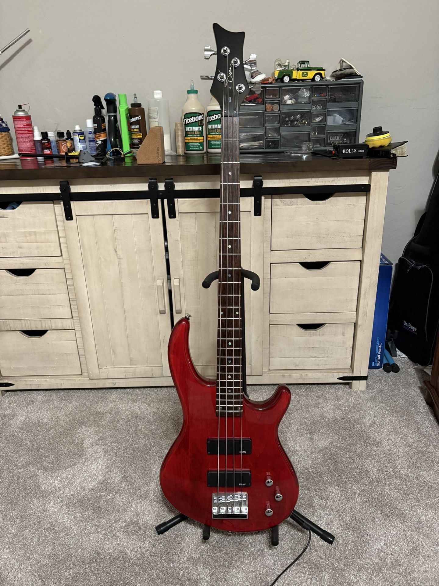 Dean Bass Guitar