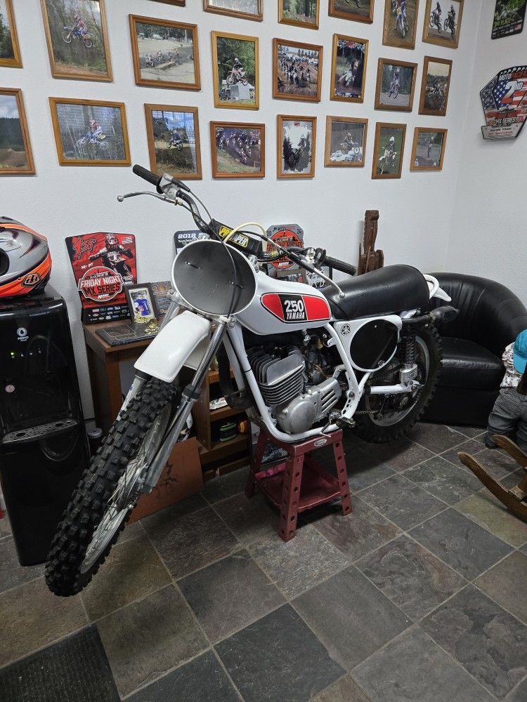 1972 Yamaha MX 250
