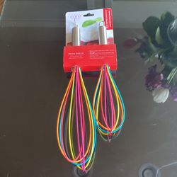 New 2 Piece Silicone Whisk Set