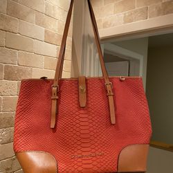 Authentic Dooney And Bourke Tote Bag