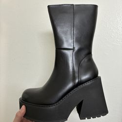 Black Chunky Boots