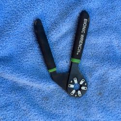 Bionic Wrench 