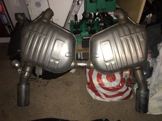 BMW OEM 2007-2010 e90,e92,93 335i rear section exhaust / muffler w/tips