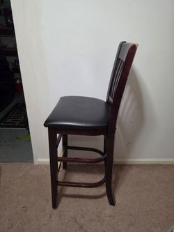 High top table and chairs