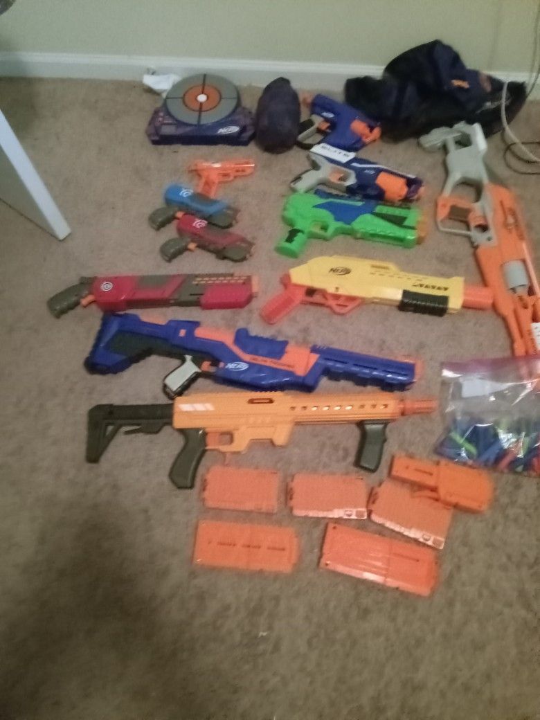 A Bunch Of Nerf Guns