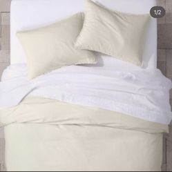 Casaluna Harvey Weight Linen & Sham Set