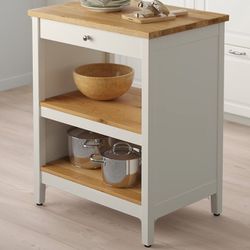 Kitchen Island with Shelves 