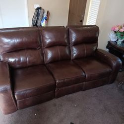 VonKurt Full Leather Reclining Sofa With Charger 