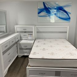 Queen 5 Pc Bedroom Set Just 899!