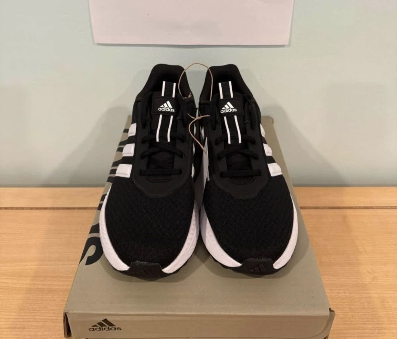 Adidas men’s XPLR path sneaker - size 10.5