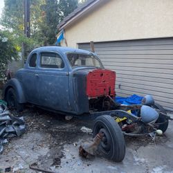 Vintage Ford Coupe Project & Parts – Possible 1930s Ford – $2550 OBO
