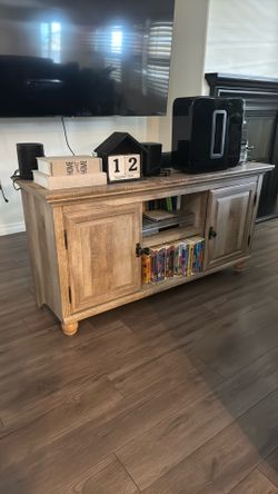 Media Stand