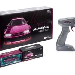 2025 HOT WHEELS RC 1:64 NISSAN SKYLINE R32 PANDEM - IN HAND FACTORY-SEALED-BOX!