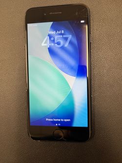 Unlocked iPhone SE 3rd Gen 64GB 100% Battery