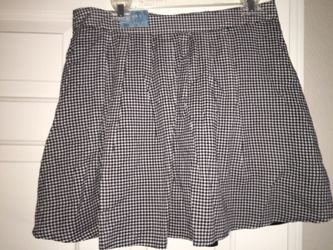 Brand new skirt